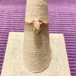 Gorjana Peach and Crystal Stone Ring Size 7